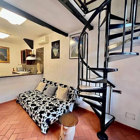 Old Town Florence- Love Apartment エクステリア 写真